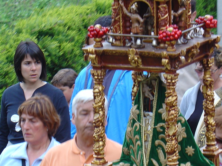 La Virgen de cerca